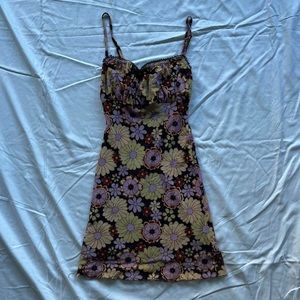 verge girl retro floral mini dress
